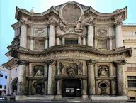 Important Historic Buildings To Visit In Rome
