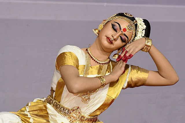 Mohiniattam