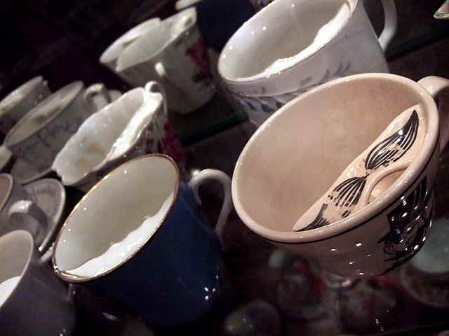 Mustache Cups And Spoons